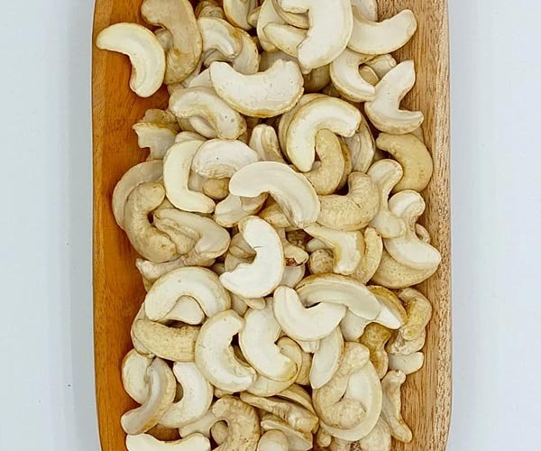 Produk Kacang Mete Belah