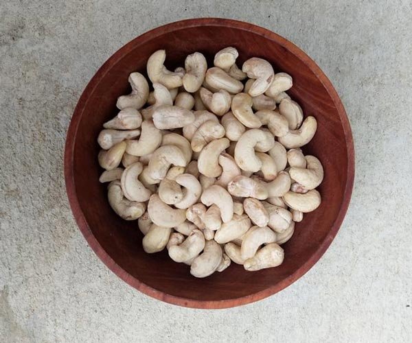 Produk Kacang Mete Utuh Grade A